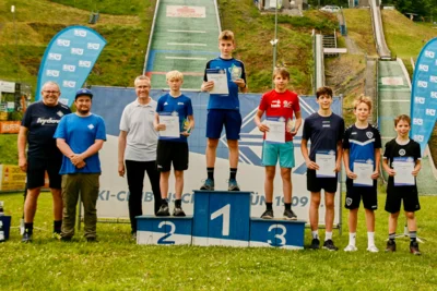 2026-05-24 Pfingstspringen Bischofsgr&uuml;n  11(c) Stefi   Justus Linke  (Bild vergr&ouml;&szlig;ern)