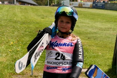 2026-05-24 Pfingstspringen Bischofsgr&uuml;n 24 Rolke Nina 1(c) Stefi   Justus Linke  (Bild vergr&ouml;&szlig;ern)