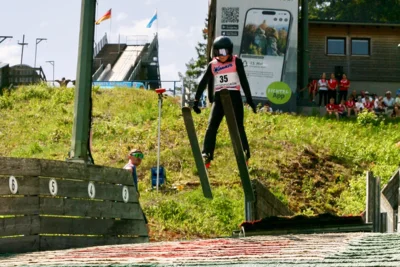 2026-05-24 Pfingstspringen Bischofsgr&uuml;n 35 Krachudel Louis(c) Stefi   Justus Linke  (Bild vergr&ouml;&szlig;ern)