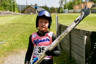2026-05-24 Pfingstspringen Bischofsgr&uuml;n 35 Krachudel Louis 1(c) Stefi   Justus Linke  (Bild vergr&ouml;&szlig;ern)