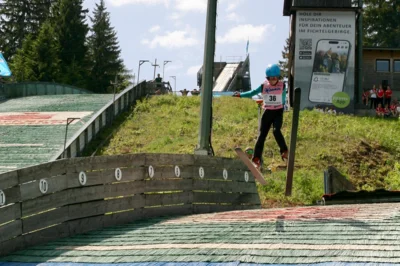 2026-05-24 Pfingstspringen Bischofsgr&uuml;n 36 K&ouml;ppen Oskar(c) Stefi   Justus Linke  (Bild vergr&ouml;&szlig;ern)