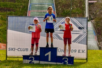 2026-05-24 Pfingstspringen Bischofsgr&uuml;n  4(c) Stefi   Justus Linke  (Bild vergr&ouml;&szlig;ern)