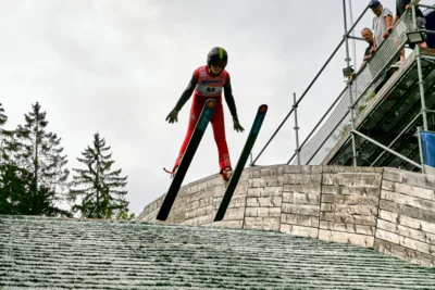 2026-05-24 Pfingstspringen Bischofsgr&uuml;n 68 Krug Simon 1(c) Stefi   Justus Linke  (Bild vergr&ouml;&szlig;ern)