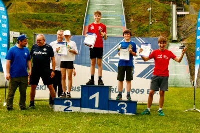 2026-05-24 Pfingstspringen Bischofsgr&uuml;n(c) Stefi   Justus Linke  (Bild vergr&ouml;&szlig;ern)