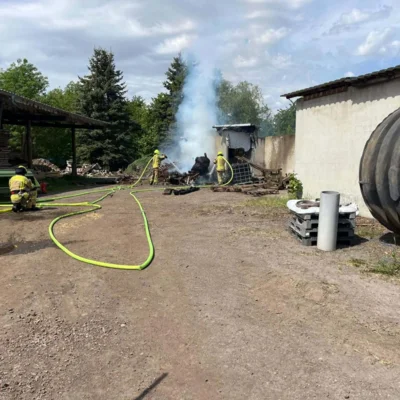 Foto des Albums: 02.05.2026 brennt Strauch