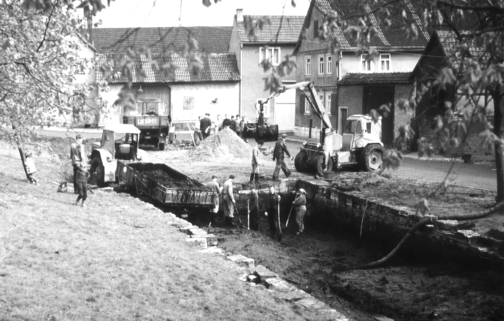 Bild: Reinigung der Oberschwemme 1969