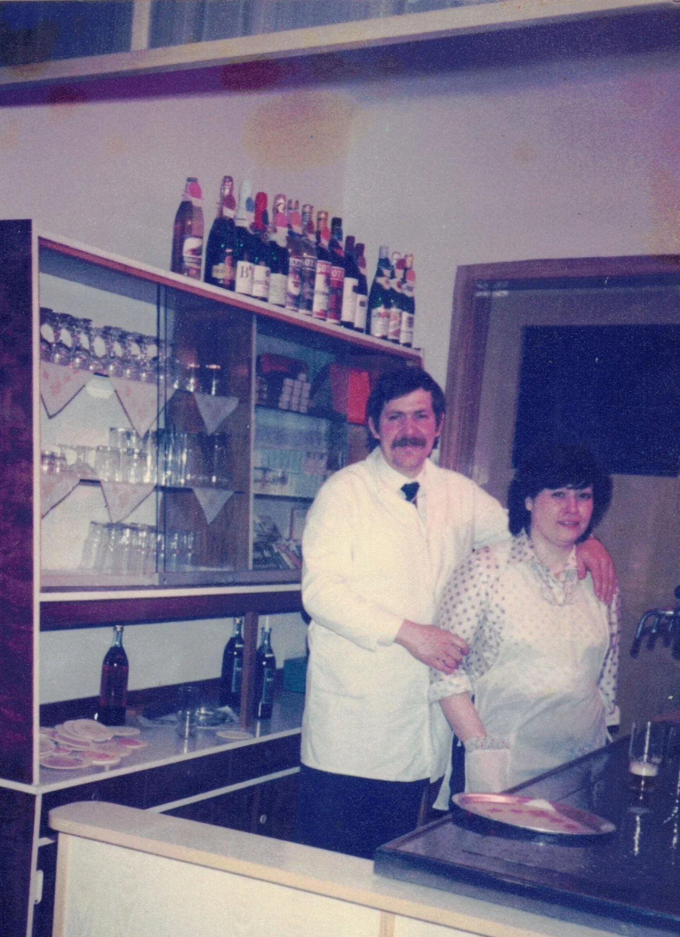 Bild: Die engagierten Wirtsleute ca. 1985