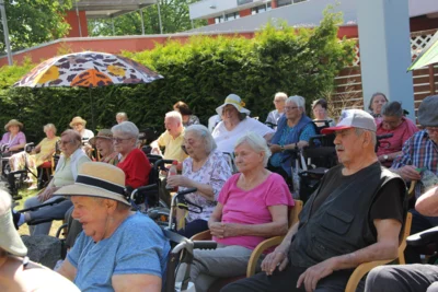 Foto des Albums: 8. Benefiz-Oldtimer-Sternfahrt 2026