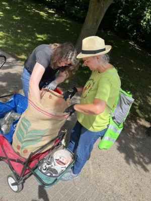 Foto des Albums: CleanUp Hürth im Bürgerpark De Bütt