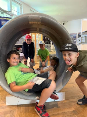 Foto des Albums: Wandertag Klasse 4 Flugplatz in Nobitz