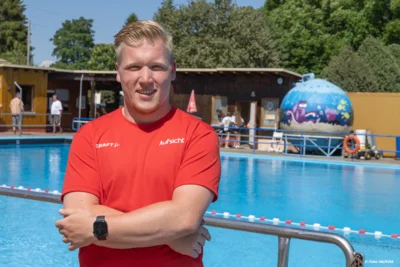 Foto des Albums: Eröffnet Freibad Reumtengrün
