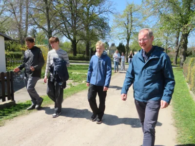 Foto des Albums: Konfi-Treff mit Wanderung zur Patzschwiger Dorfkirche