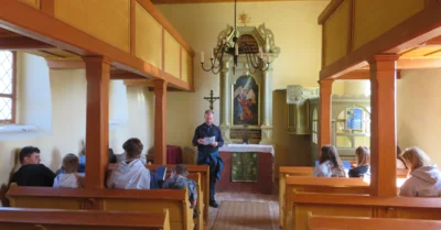 Foto des Albums: Konfi-Treff mit Wanderung zur Patzschwiger Dorfkirche