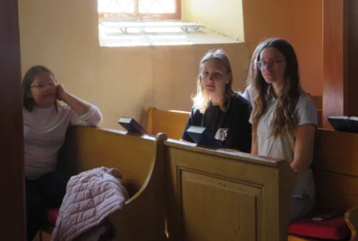 Foto des Albums: Konfi-Treff mit Wanderung zur Patzschwiger Dorfkirche