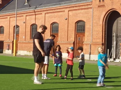 Foto des Albums: Ein sportlicher Nachmittag mit Familien von der Synagoge am Fraenkelufer