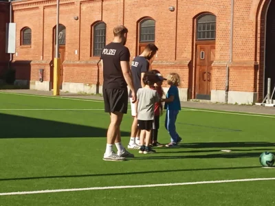 Foto des Albums: Ein sportlicher Nachmittag mit Familien von der Synagoge am Fraenkelufer