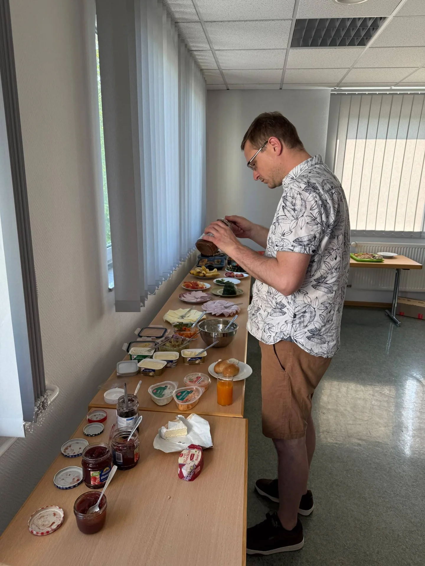 Bild: Kameradschaftsfrühstück Q2 3