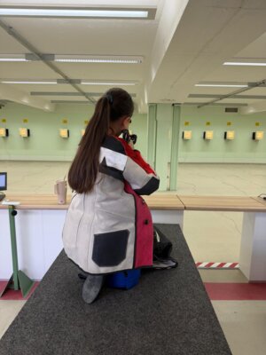 2026-LM-Iryna Kochkina-3x10 kniend  (Bild vergr&ouml;&szlig;ern)