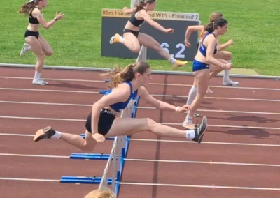 Foto des Albums: Tamina Hauswald erfüllt DM-Norm im 7-K