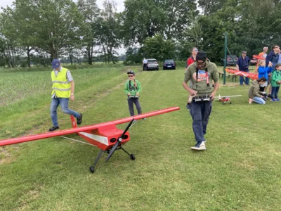 immer wieder beliebt: gro&szlig; und mit Benzinmotor, die Carpe Diem  (Bild vergr&ouml;&szlig;ern)