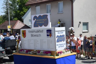 Foto des Albums: Kreismusikfest Schemmerberg, Festumzug