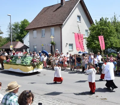 Kirchengemeinde Schemmerberg  (Bild vergr&ouml;&szlig;ern)
