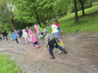 Foto des Albums: Spaziergang zum Zirkus