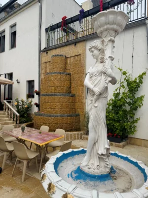 Foto des Albums: Persisches Restaurant „Shah Neshin“ erweitert sein Angebot I Fotos: Martin Ferch