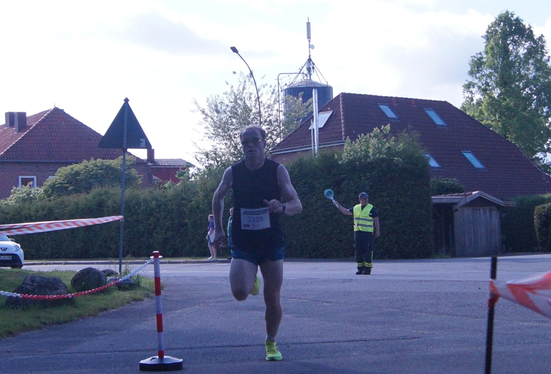 Bild: Erster des 10km-Laufs