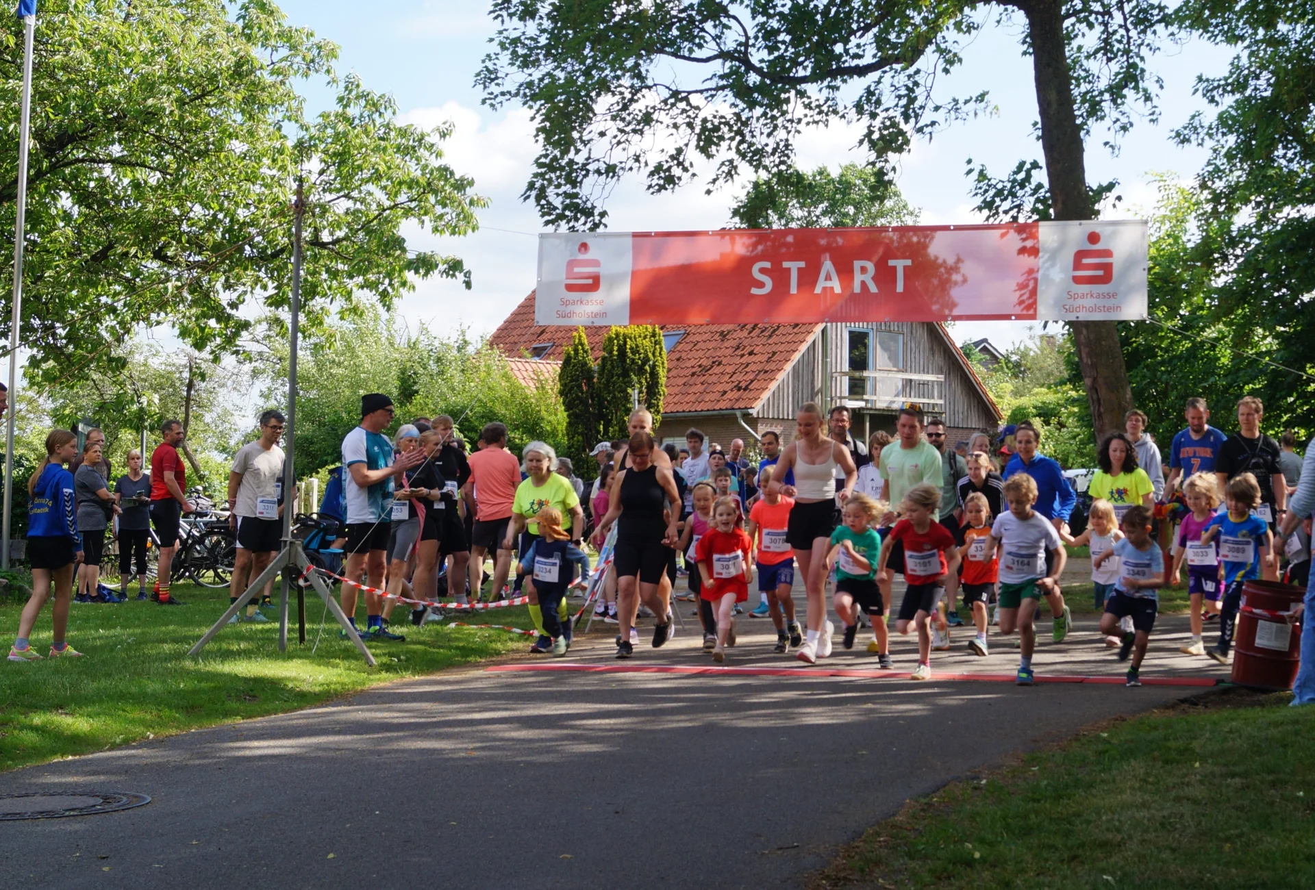 Bild: Start Bambinilauf