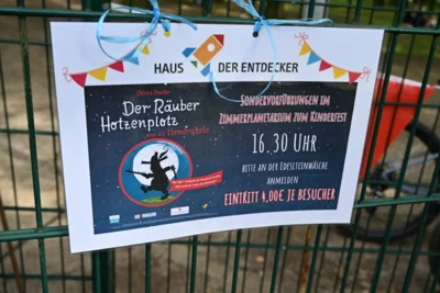Haus der Entdecker Planetarium  (Bild vergr&ouml;&szlig;ern)