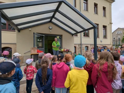 Foto des Albums: Auszeichnungen und Geschenke zum Kindertag