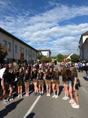 Foto des Albums: Auszug Volksfest Wallersdorf 2026