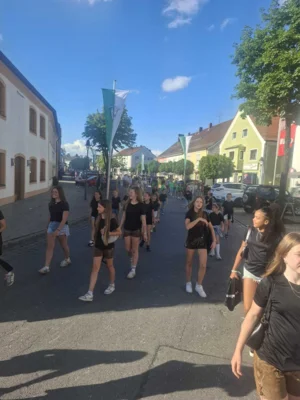 Foto des Albums: Auszug Volksfest Wallersdorf 2026