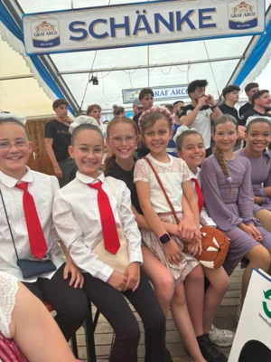 Foto des Albums: Tanzen Boxveranstaltung Volksfest Wallersdorf 2026 Bilder