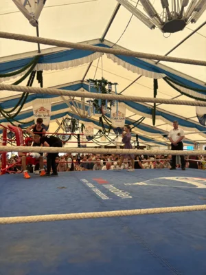 Foto des Albums: Tanzen Boxveranstaltung Volksfest Wallersdorf 2026 Bilder