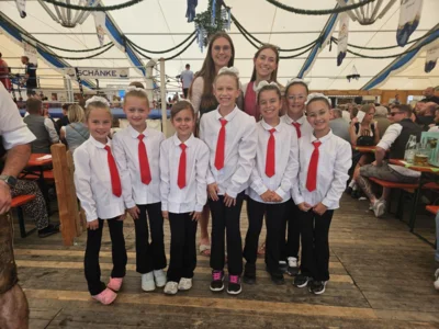 Foto des Albums: Tanzen Boxveranstaltung Volksfest Wallersdorf 2026 Bilder