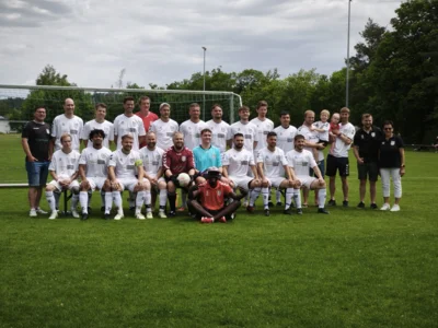 Foto des Albums: Fußballer steigen in die B-Klasse auf