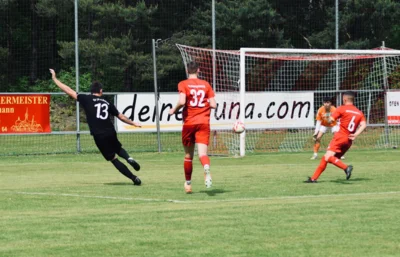 Foto des Albums: VfB Hohenleipisch 1912 II - SV 1919 Prösen