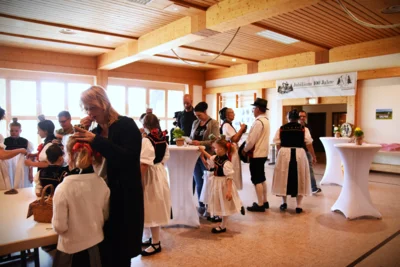 Foto des Albums: Aufbau für's Festbankett