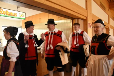 Foto des Albums: Aufbau für's Festbankett