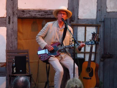 Foto des Albums: LÜÜL aus Berlin gibt erstes Pfarrhofkonzert in diesem Jahr