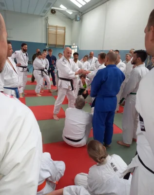 Foto des Albums: Landeslehrgang mit Christoph Minkwitz, 5. Dan Ju-Jutsu, 3. Dan Aikido, Trainer B