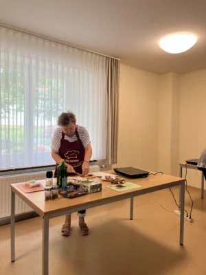 Foto des Albums: Altersgerechtes, gemeinschaftliches Kochen – eine kulinarische Reise um die Welt in Gerdshagen