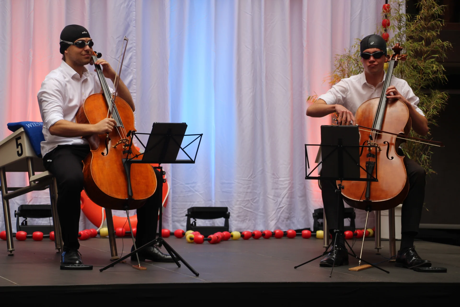 Bild: CelloDuo Leo Stoll und Elias Hauth