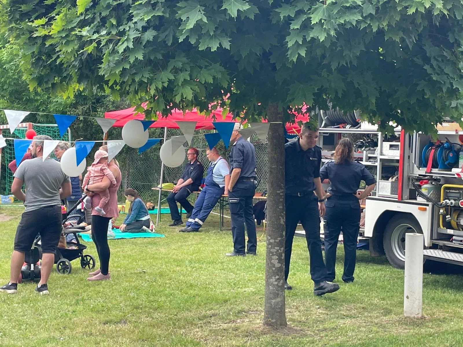 Bild: Wasserspiele bei der Feuerwehr