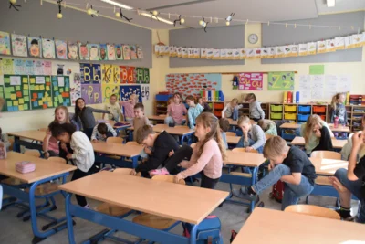 Foto des Albums: Klaro besucht die Klasse 1