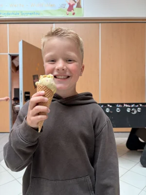 Foto des Albums: Eiswagen am 12.06.26