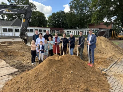Foto des Albums: Spatenstich für Erweiterung unserer Schule (11.​06.​2026)