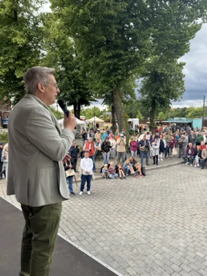 Foto des Albums: Empfang erster Klasse in Wittenberge - Tag des offenen Bahnhofs I Fotos: Martin Ferch, Andreas Kämpfe